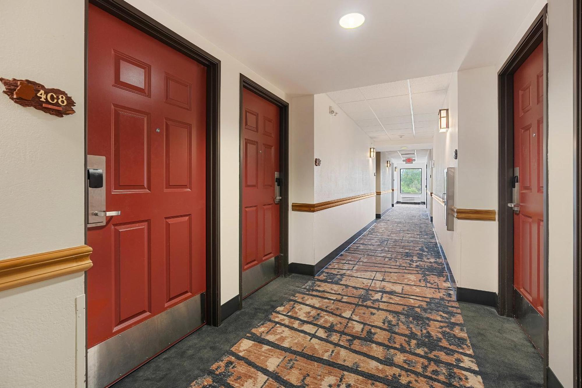 Three Bears Resort Waterpark Near Tomah Ascend Collection Warrens Exterior foto
